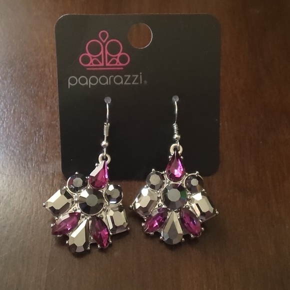 paparazzi Jewelry - Brand new with tags purple and black shimmer earrings